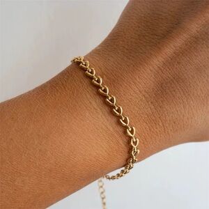 18K Gold Plated Heart Link Chain Bracelet